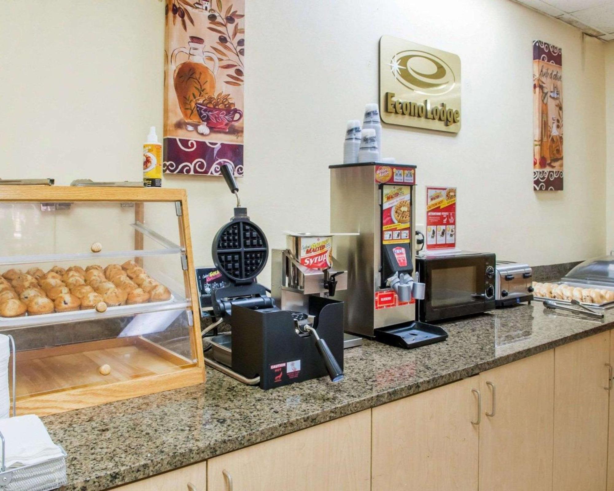 Econo Lodge Carlsbad Caverns Area מראה חיצוני תמונה
