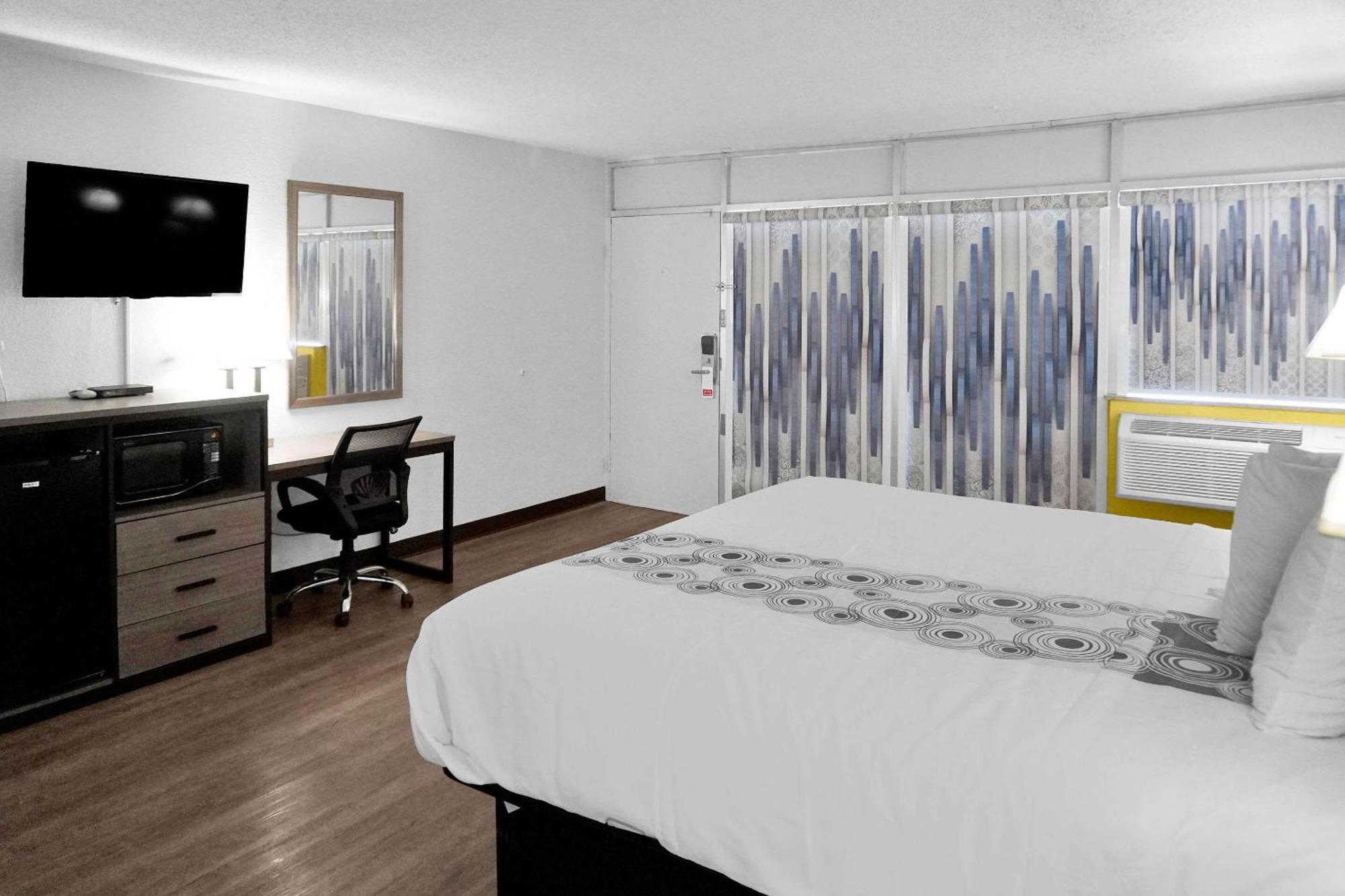 Econo Lodge Carlsbad Caverns Area מראה חיצוני תמונה