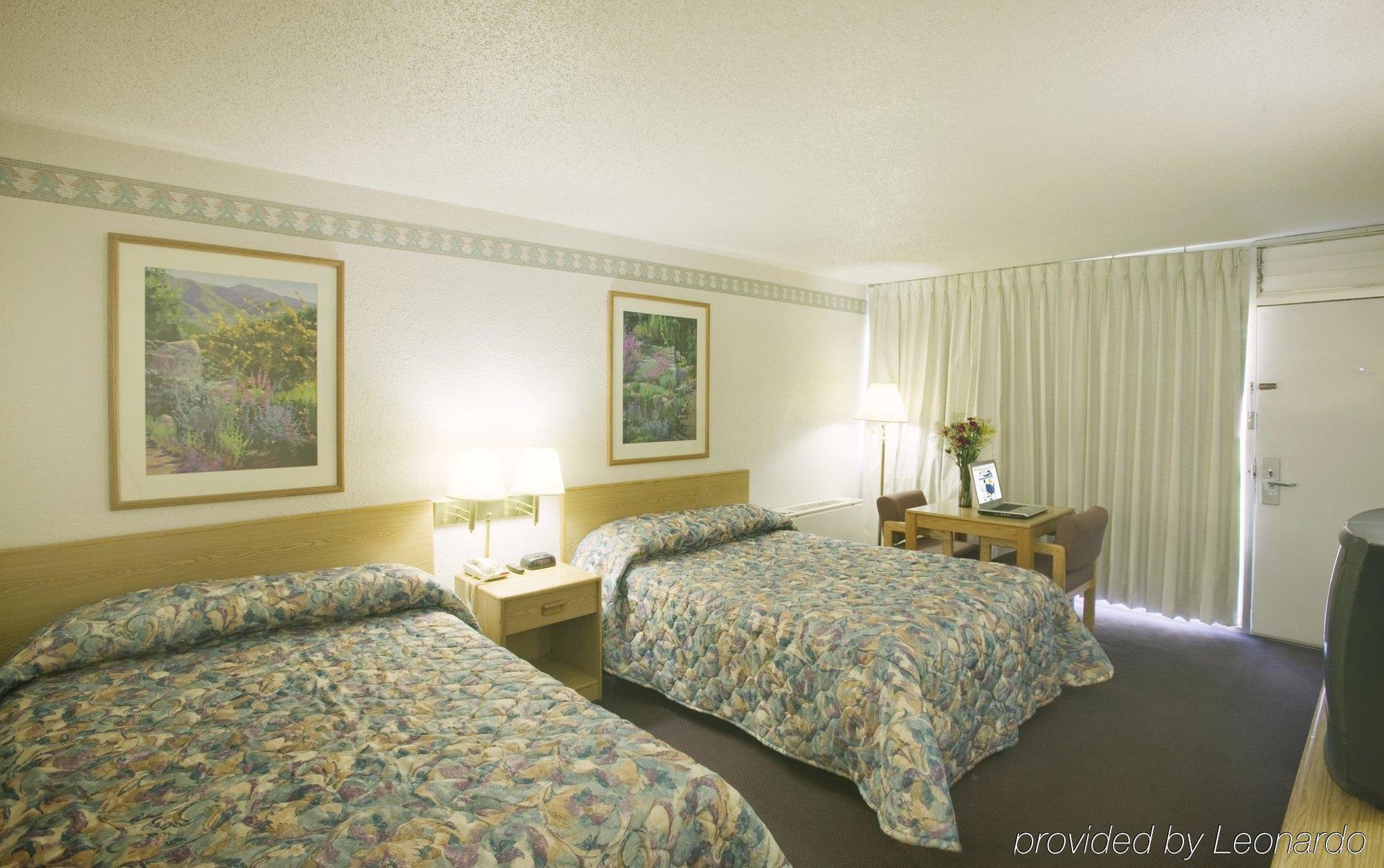 Econo Lodge Carlsbad Caverns Area חדר תמונה