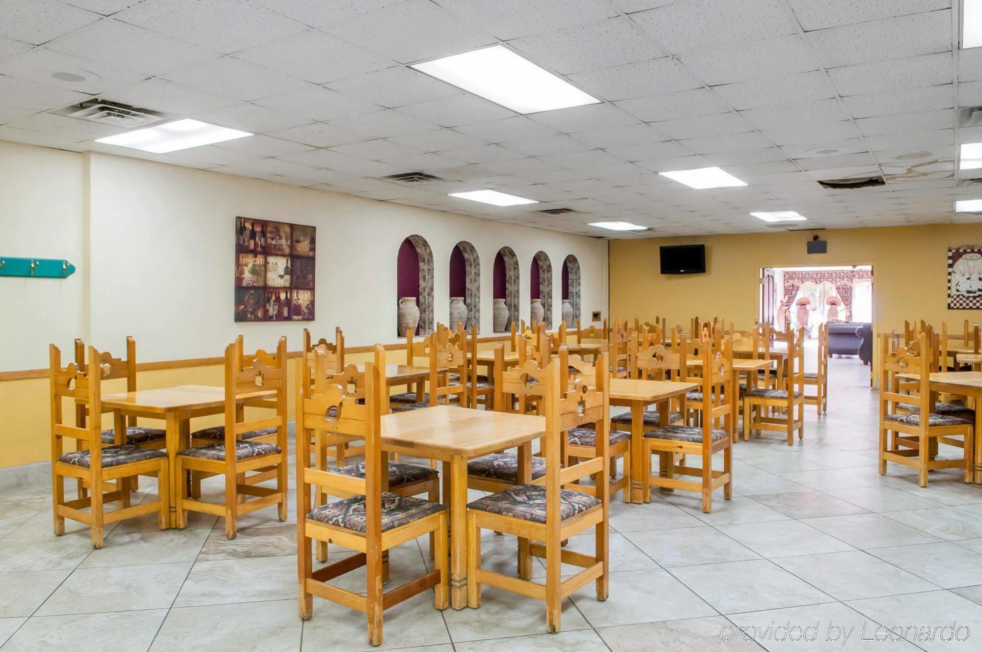 Econo Lodge Carlsbad Caverns Area מראה חיצוני תמונה