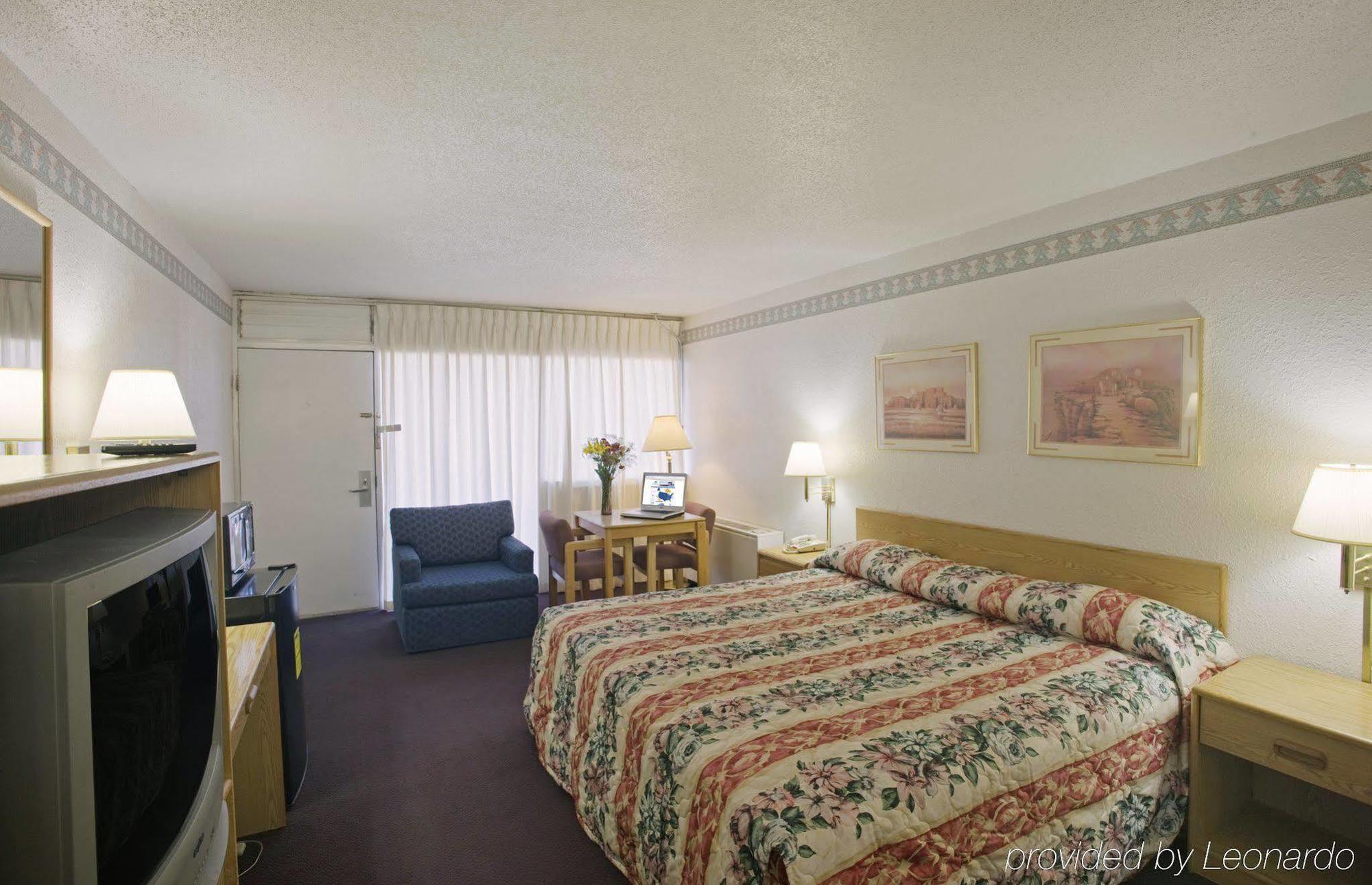 Econo Lodge Carlsbad Caverns Area חדר תמונה
