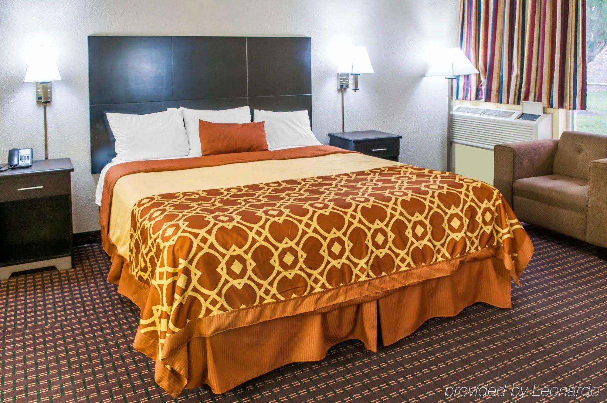 Econo Lodge Carlsbad Caverns Area מראה חיצוני תמונה