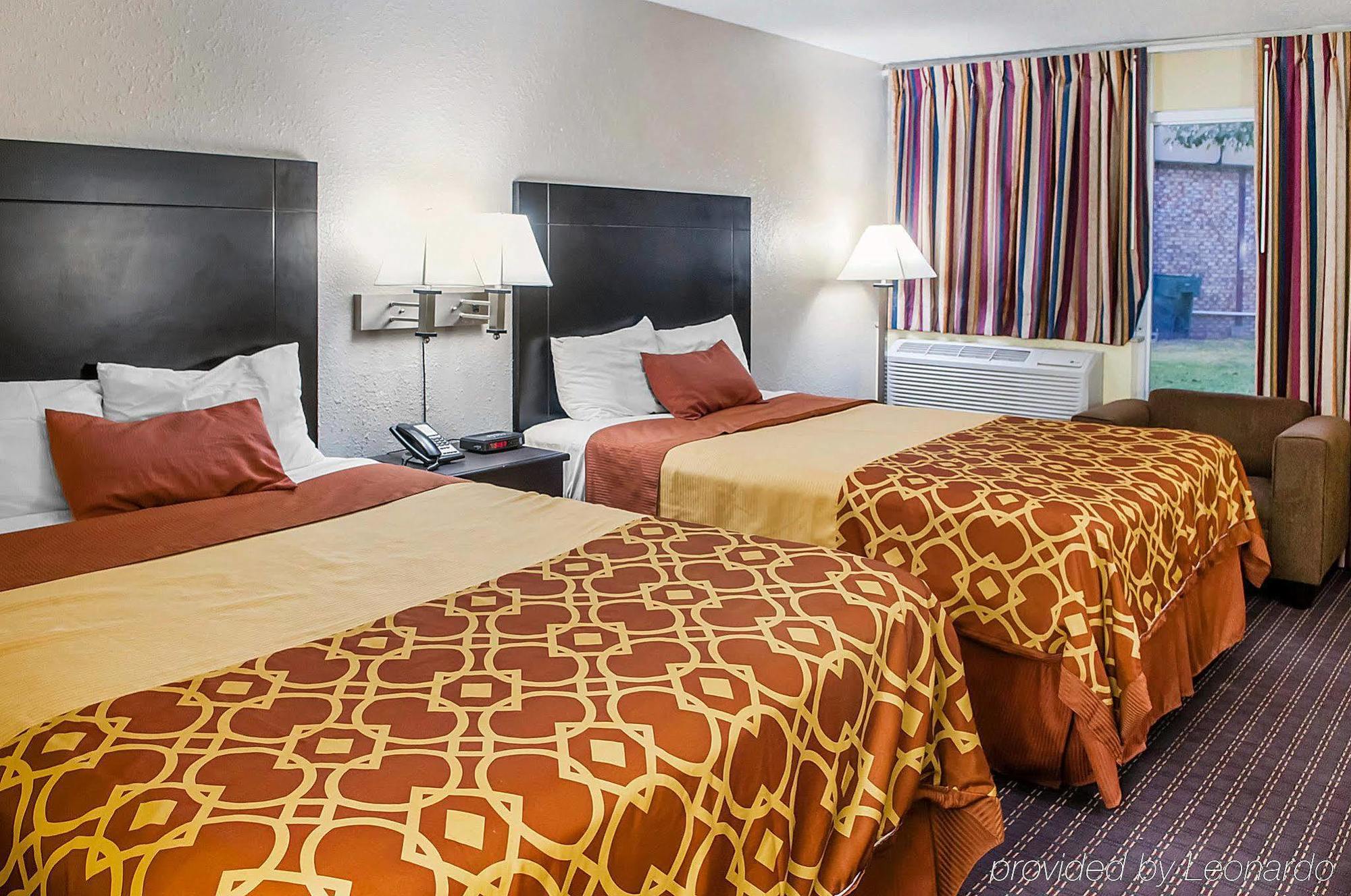 Econo Lodge Carlsbad Caverns Area מראה חיצוני תמונה