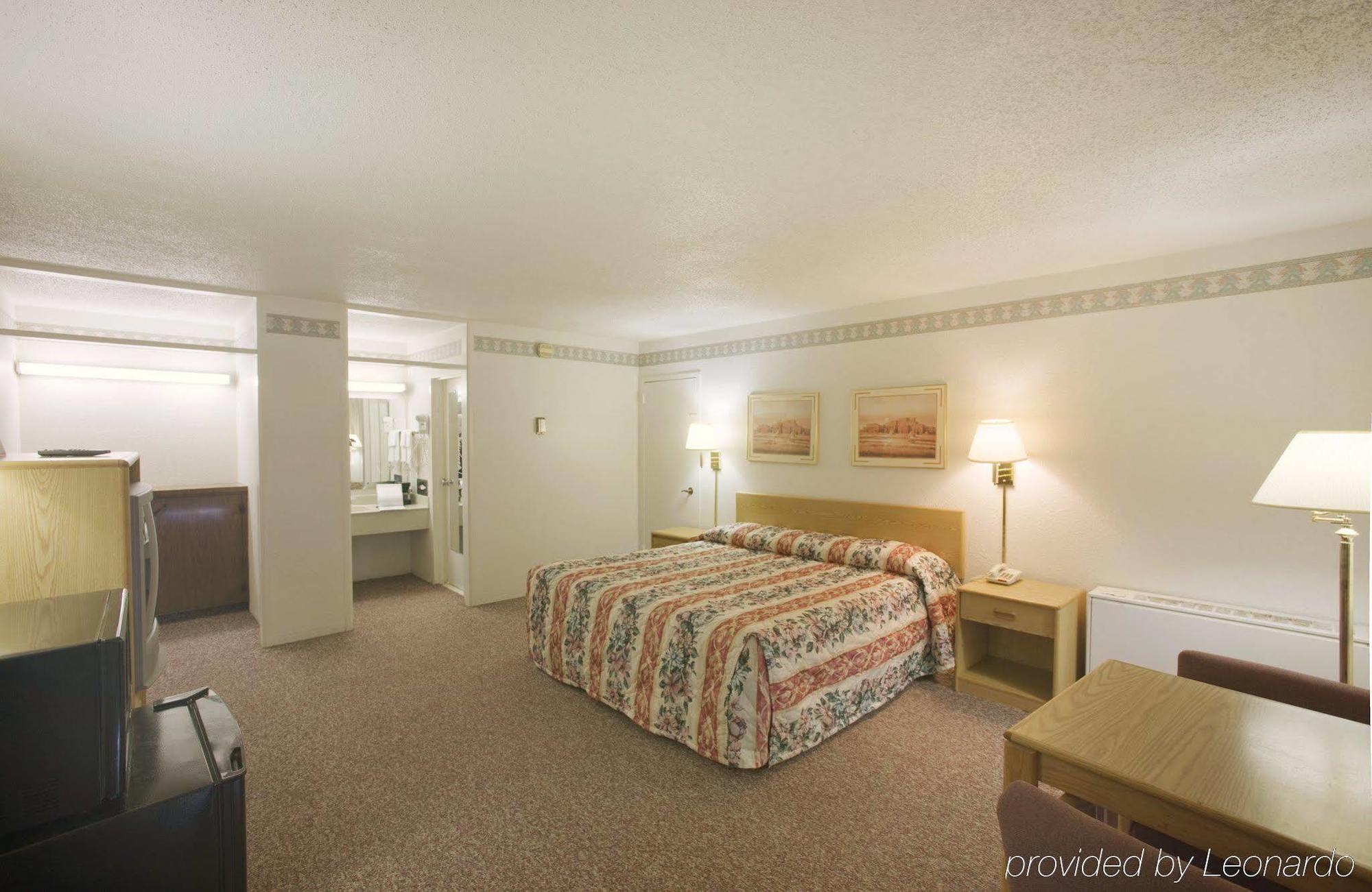 Econo Lodge Carlsbad Caverns Area חדר תמונה